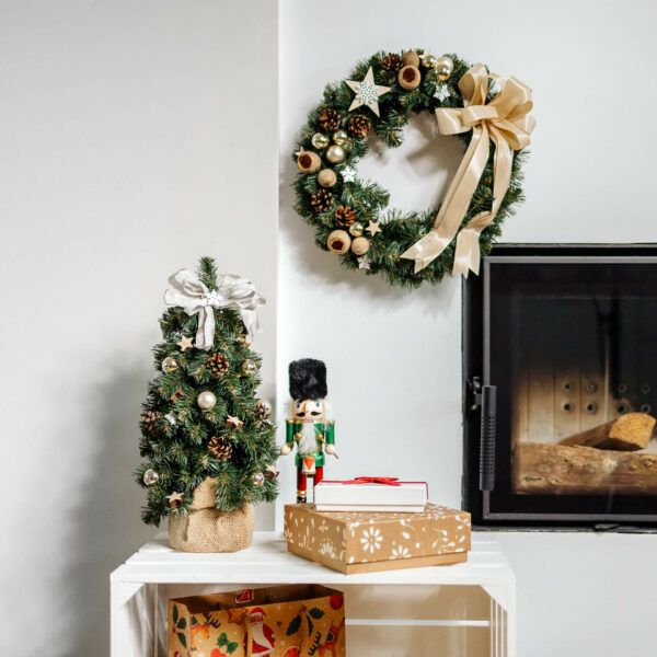 Choinka sztuczna świąteczna dekorowana szampańska Boże Narodzenie stół 40cm